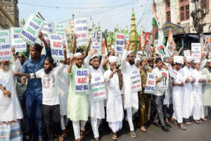 Mamata Banerjee speaking against the Waqf Amendment Act 2025 in West Bengal